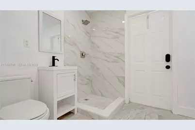 1035 NW 11th Ct, Fort Lauderdale, FL 33311 - Photo 23