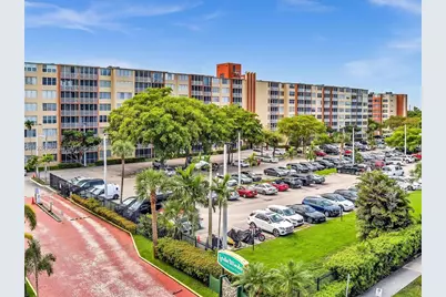 1780 NE 191st St #205-2, Miami, FL 33179 - Photo 43