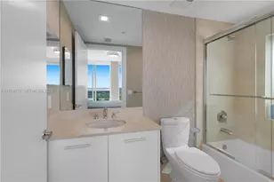 2711 S Ocean Dr, Hollywood, FL 33019 - Photo 31