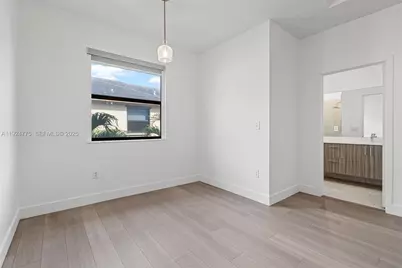 15815 NW 91st Ct, Miami Lakes, FL 33018 - Photo 23