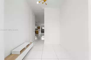 15815 NW 91st Ct, Miami Lakes, FL 33018 - Photo 3