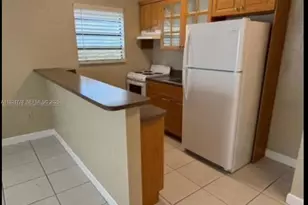 9751 Wayne Ave, Palmetto Bay, FL 33157 - Photo 9