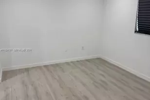 1605 Meridian Ave, Miami Beach, FL 33139 - Photo 13