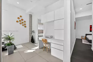 11 Century Ln, Miami Beach, FL 33139 - Photo 9