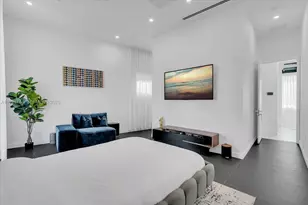 11 Century Ln, Miami Beach, FL 33139 - Photo 13