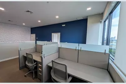 19790 W Dixie Hwy #1002, Aventura, FL 33180 - Photo 5