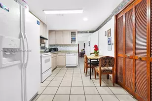 911 E 9th Pl, Hialeah, FL 33010 - Photo 21