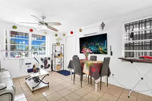 911 E 9th Pl, Hialeah, FL 33010 - Photo 11