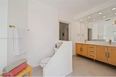 2729 NW 28th St, Boca Raton, FL 33434 - Photo 9