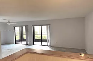 9530 N Belfort Cir, Tamarac, FL 33321 - Photo 7