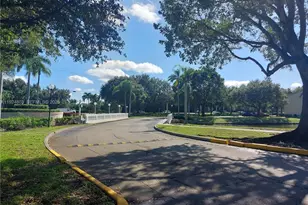 12510 Vista Isles Dr, Sunrise, FL 33325 - Photo 41