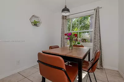 1641 Zenith Way #0, Weston, FL 33327 - Photo 23