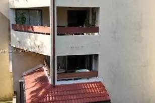 8810 SW 123rd Ct, Miami, FL 33186 - Photo 3