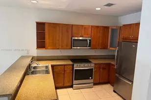 7540 NW 114th Pl, Doral, FL 33178 - Photo 7