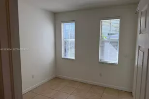 7540 NW 114th Pl, Doral, FL 33178 - Photo 17