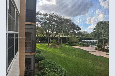 900 St Charles Pl #208, Pembroke Pines, FL 33026 - Photo 25