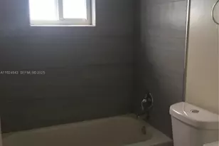 960 Biarritz Dr, Miami Beach, FL 33141 - Photo 3