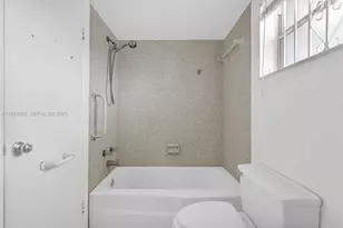 879 NE 195th St, Miami, FL 33179 - Photo 15