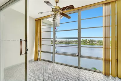 879 NE 195th St #424, Miami, FL 33179 - Photo 33