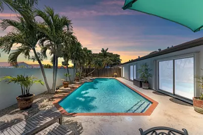 10020 SW 145th Pl, Miami, FL 33186 - Photo 3