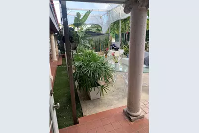 1239 Alton Rd, Miami Beach, FL 33139 - Photo 11
