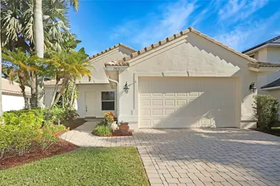 1923 Harbor View Cir #1923, Weston, FL 33327 - Photo 3