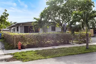 1410 NW 42nd St, Fort Lauderdale, FL 33309 - Photo 5