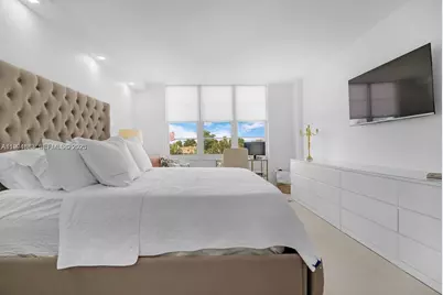 5700 Collins Ave #3J, Miami Beach, FL 33140 - Photo 27