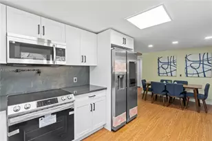 220 NW 134th St, North Miami, FL 33168 - Photo 13