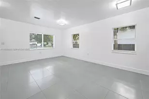 911 Sharar Ave, Opa-Locka, FL 33054 - Photo 7