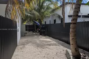 911 Sharar Ave, Opa-Locka, FL 33054 - Photo 19