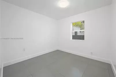 911 Sharar Ave #1, Opa-Locka, FL 33054 - Photo 9