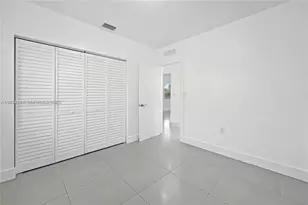 911 Sharar Ave, Opa-Locka, FL 33054 - Photo 13