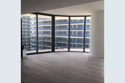 45 SW 9th St #3201, Miami, FL 33130 - Photo 5