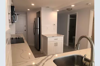 905 Brickell Bay Dr #1126, Miami, FL 33131 - Photo 7