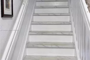 5785 NW 116th Ave, Doral, FL 33178 - Photo 7