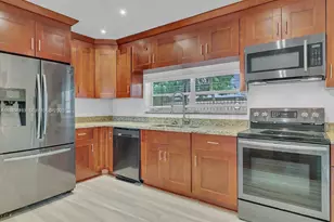 2620 NE 19th St, Pompano Beach, FL 33062 - Photo 13