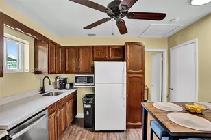 2620 NE 19th St, Pompano Beach, FL 33062 - Photo 11