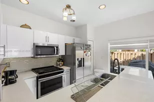 8362 NW 107 Ct, Doral, FL 33178 - Photo 11