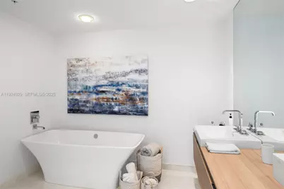 17111 Biscayne Blvd #2002, North Miami Beach, FL 33160 - Photo 35