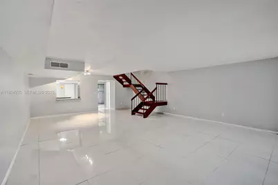 20607 NE 7th Ct, Miami, FL 33179 - Photo 15