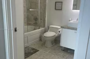 185 SW 7th St, Miami, FL 33130 - Photo 15