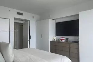 185 SW 7th St, Miami, FL 33130 - Photo 7