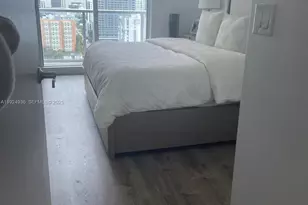 185 SW 7th St, Miami, FL 33130 - Photo 5