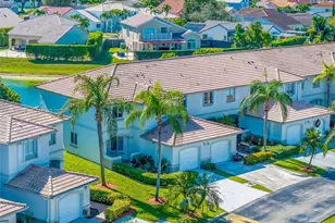 16236 SW 75th St, Miami, FL 33193 - Photo 3