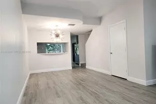 34 Key W Ct, Weston, FL 33326 - Photo 3