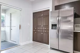 34 Key W Ct, Weston, FL 33326 - Photo 5