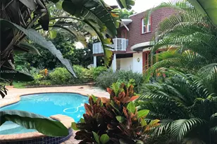 325 Bayberry Dr, Plantation, FL 33317 - Photo 1