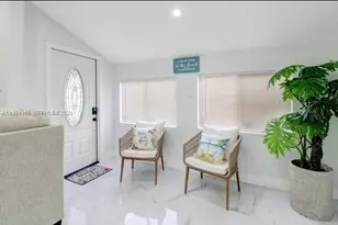 470 NE 110th St, Miami, FL 33161 - Photo 3