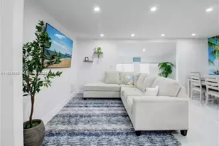 470 NE 110th St, Miami, FL 33161 - Photo 5